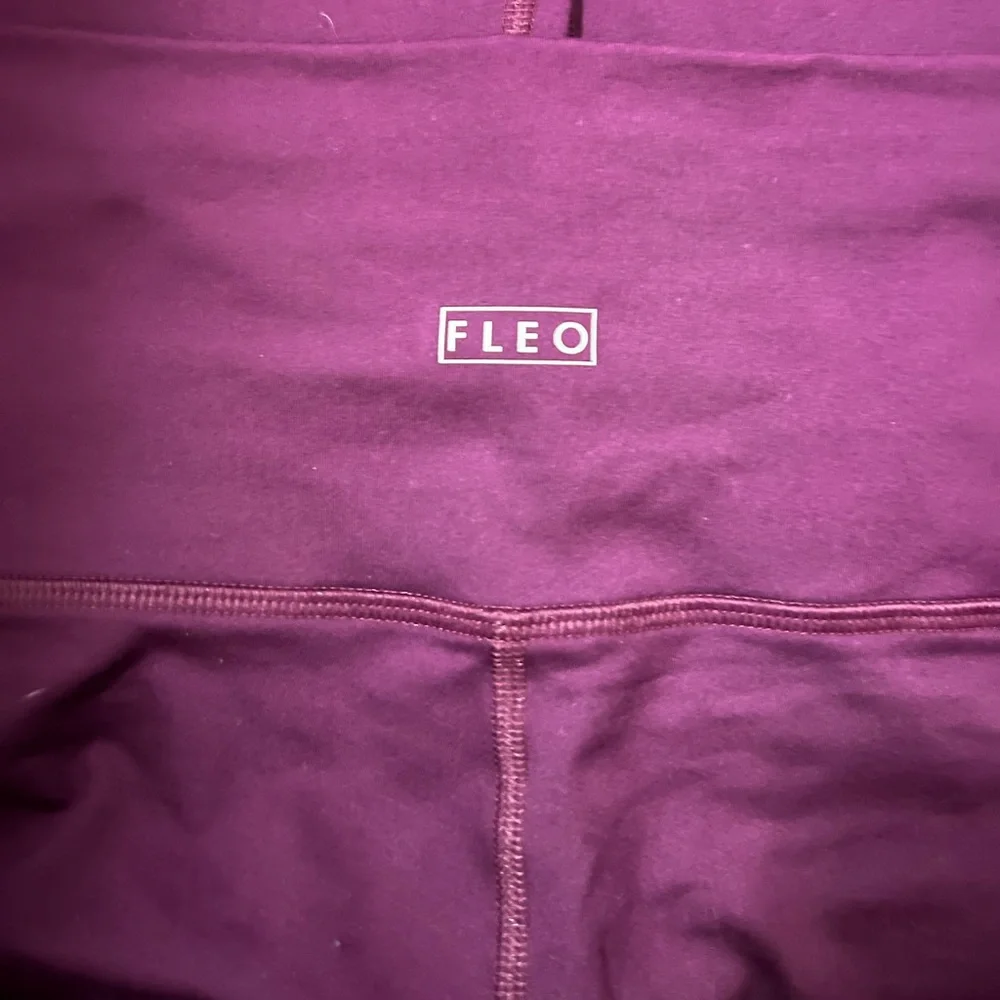 Fleo Berry flare Leggings - Picture 4 of 5